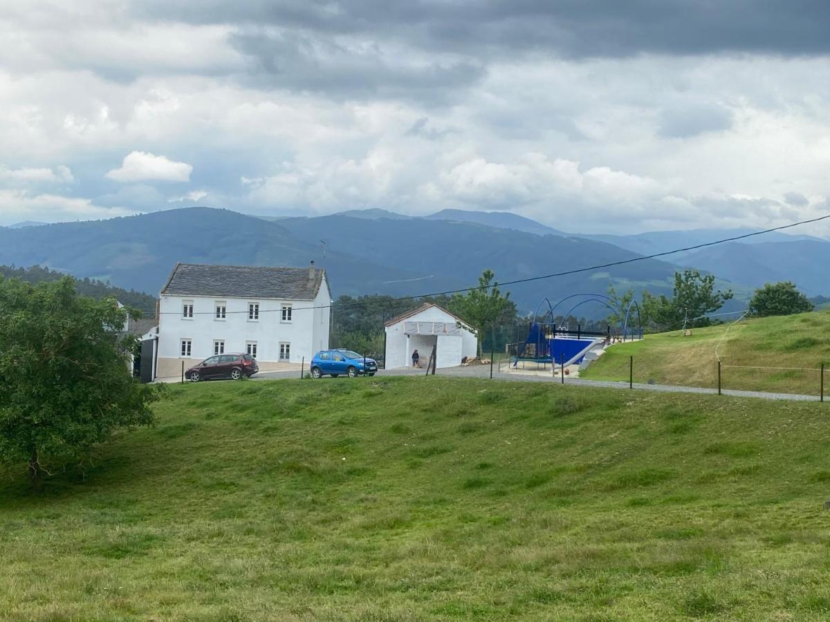 Вілла Casa Darivas Trabada Екстер'єр фото